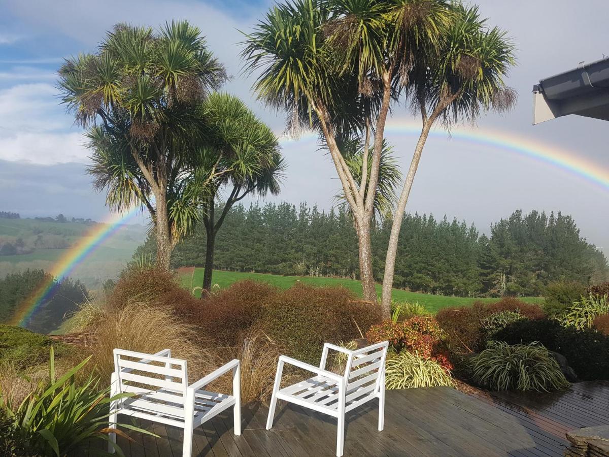 Above The River Karapiro Bed & Breakfast Εξωτερικό φωτογραφία