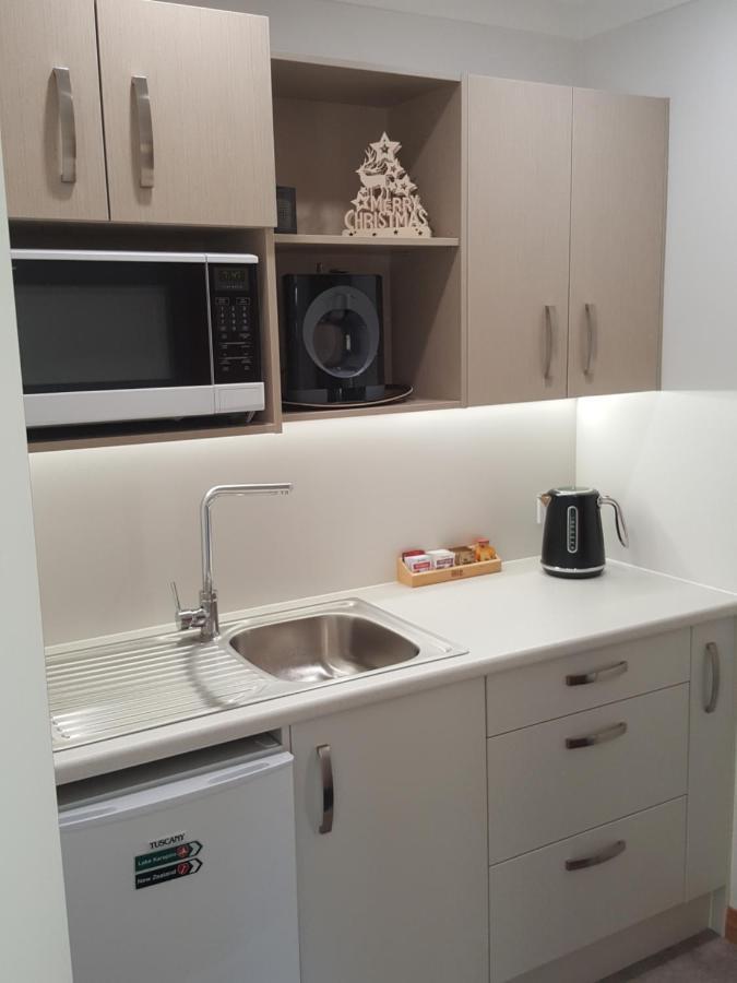 Above The River Karapiro Bed & Breakfast Εξωτερικό φωτογραφία