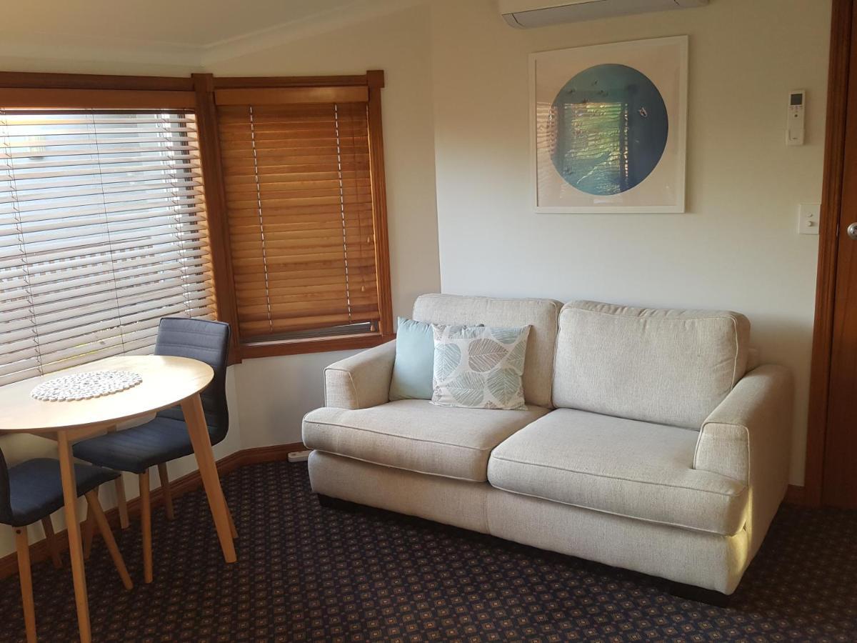 Above The River Karapiro Bed & Breakfast Εξωτερικό φωτογραφία